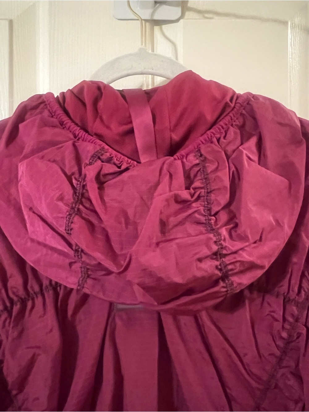 Like New Free People Movement Fuscia Happy Camper Pullover Size Small - Picture 12 of 14